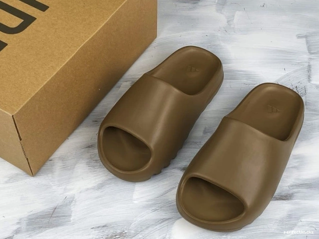 Yeezy Brown FV8425 Slide Adidas Earth 0816